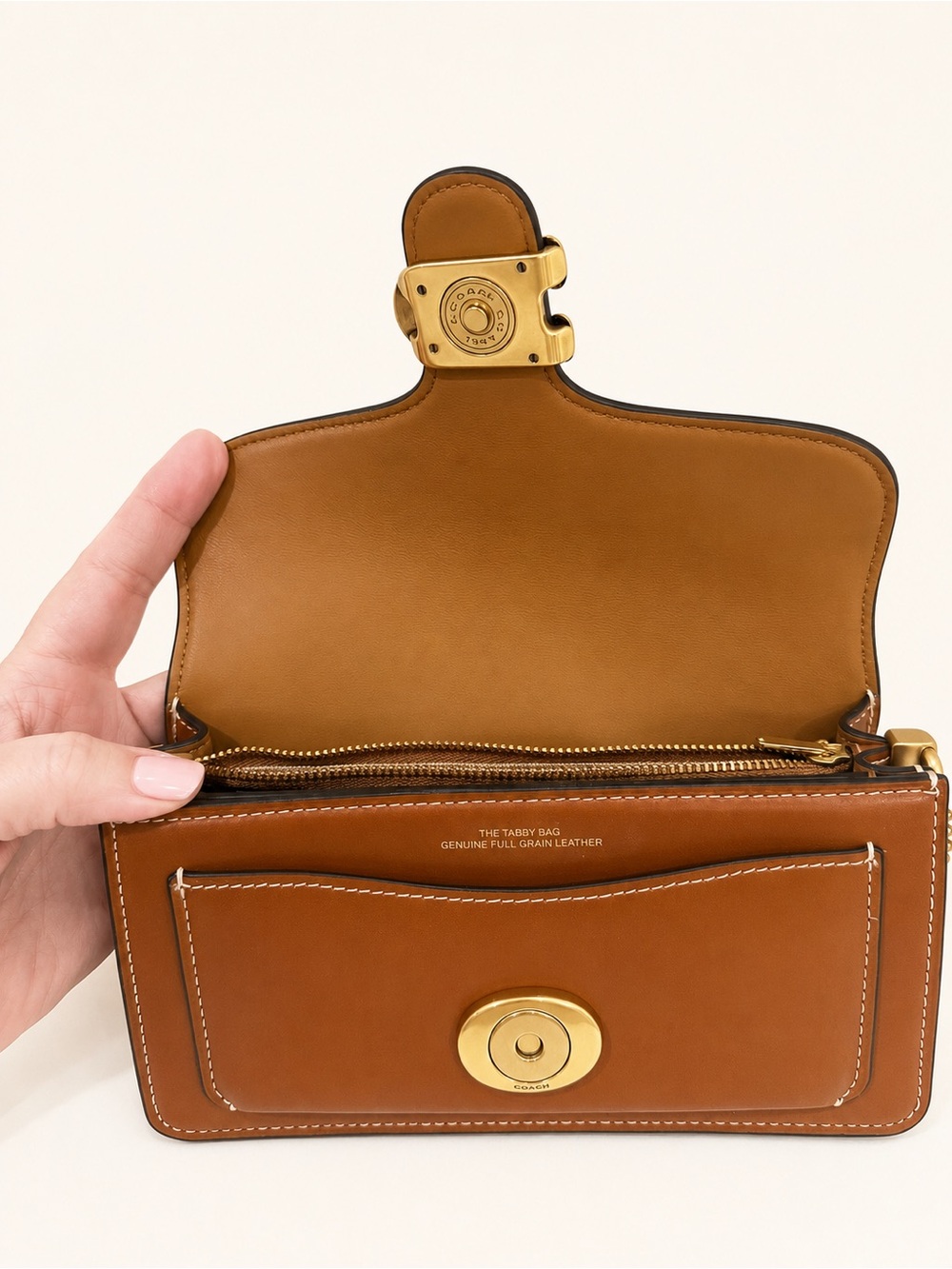 Coach Tabby 20 Full Grain Leather B4/Tan NWT Brass Shoulder Crossbody - Picture 6 of 12